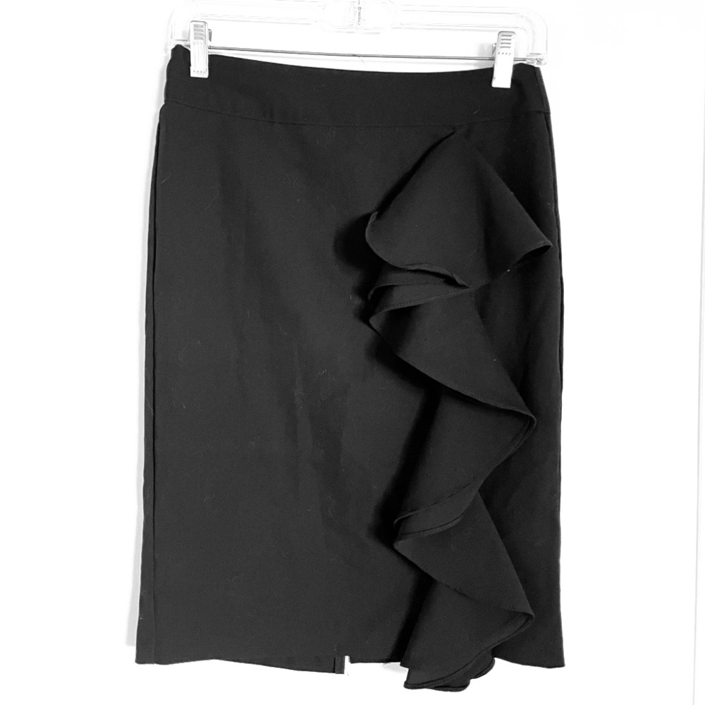 Women’s Black midi stretch pencil skirt w/ ruffle